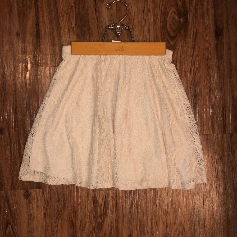 Cream lace mini skirt